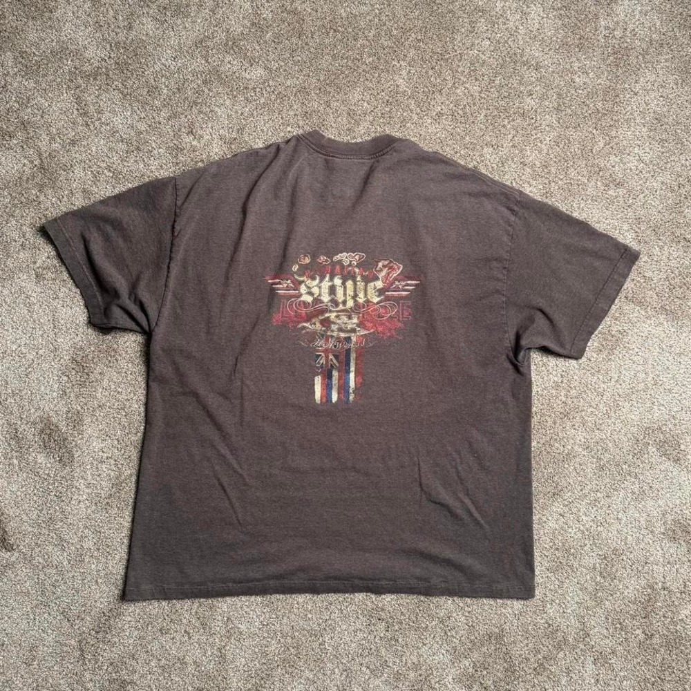 GREY HAWAIIAN STYLE Y2K GRAPHIC TEE